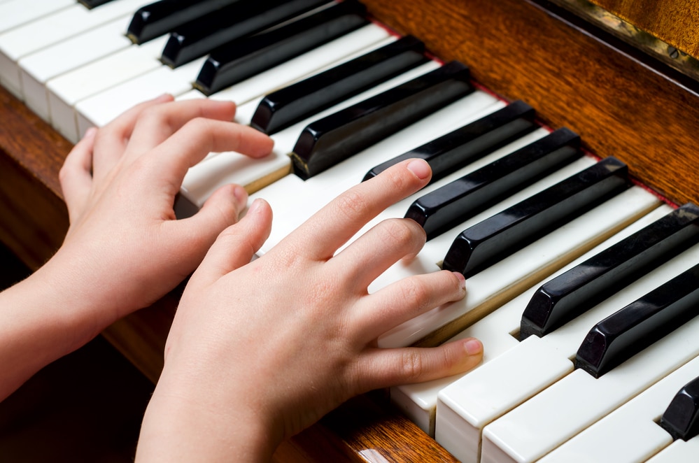 Comment apprendre le piano chez soi ? - SoundJunction